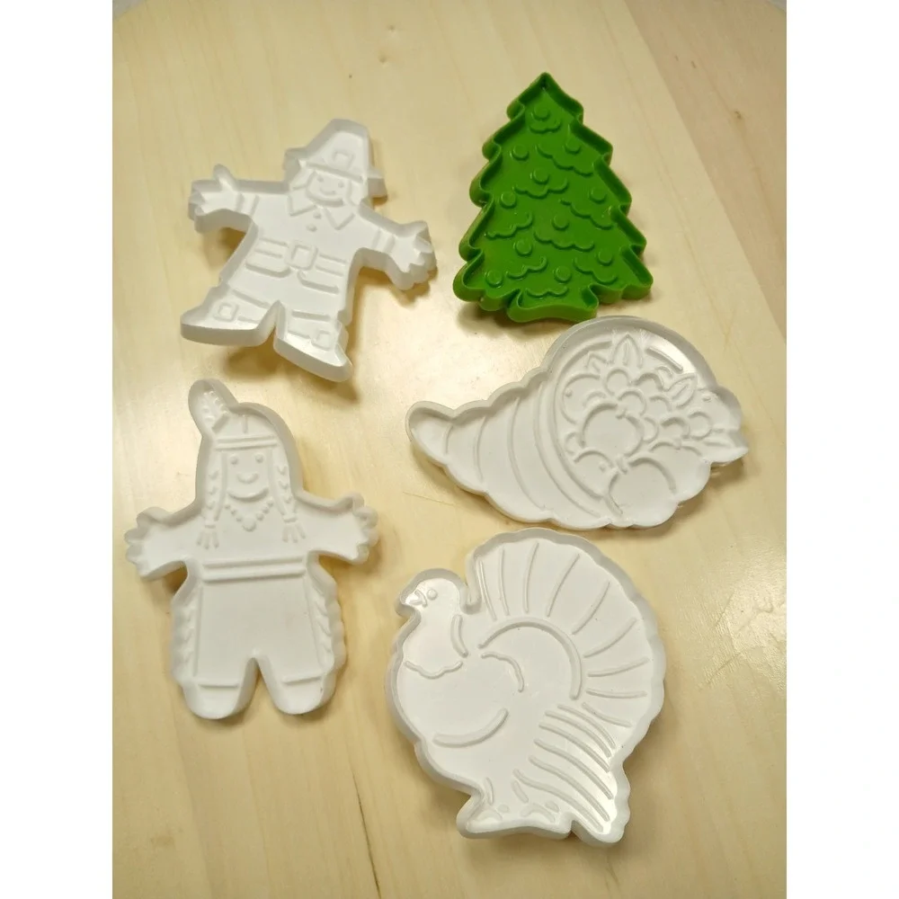 Vtg 5 Hutzler Lot Thanksgiving Fall Cookie Cutters Indian+ Christmas